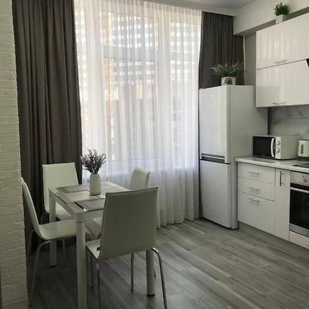 Apartment Kamanina Odessa Buitenkant foto