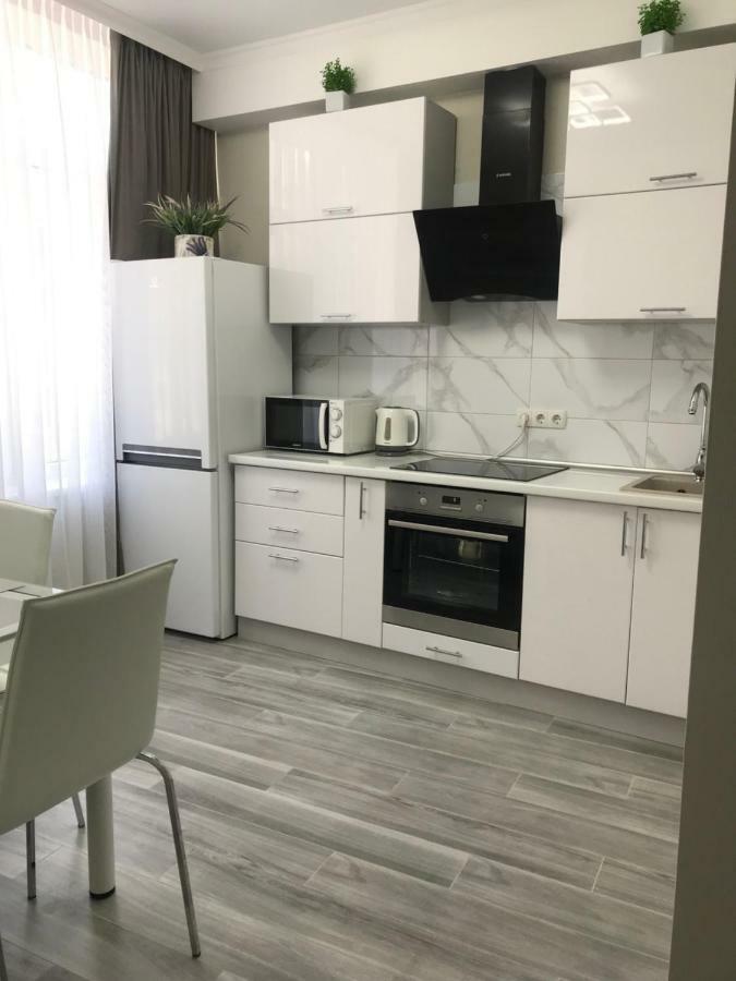 Apartment Kamanina Odessa Buitenkant foto